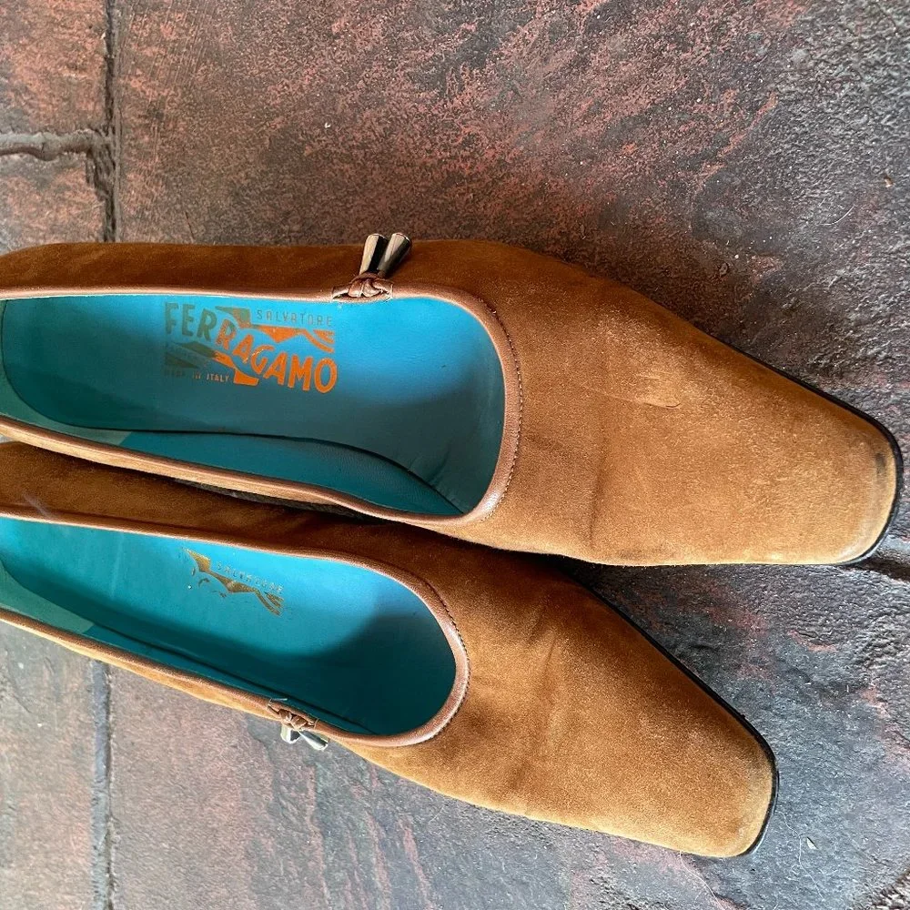 Salvador Ferragamo Suede Leather Women's Shoes. - Picture 3 of 9